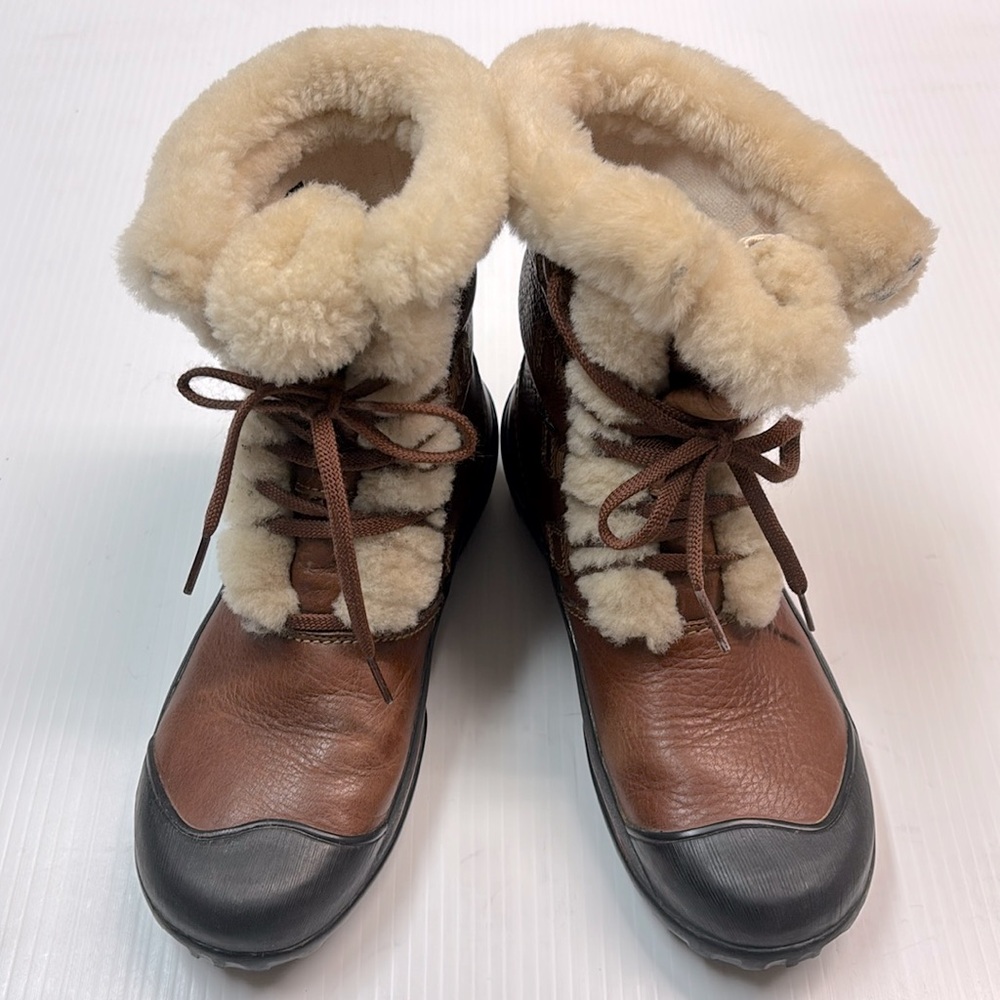 Clarks Women Muckers Waterproof Brown Leather Winter Hiking Boot - Sz 7